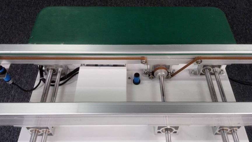 Auto conveyor.jpg Auto conveyor.jpg